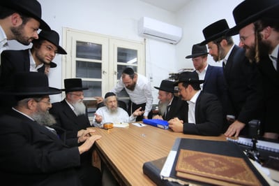 "מהמקצת שראינו, הם עוסקים בהצלת נפשות" - הכינוס המיוחד בבית ראש הישיבה
