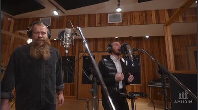 שני הכוכבים הבינלאומיים של המוזיקה היהודית בסינגל קליפ חדש: "בכיות חרישיות"