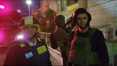 מטפלים בזירת הנפילות