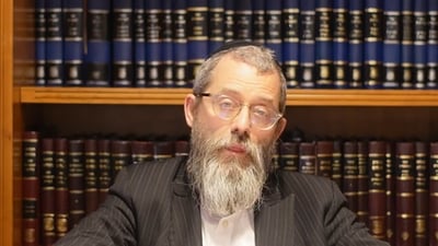אם מישהו רק היה אומר לנו ברור מהו צו השעה עבורנו