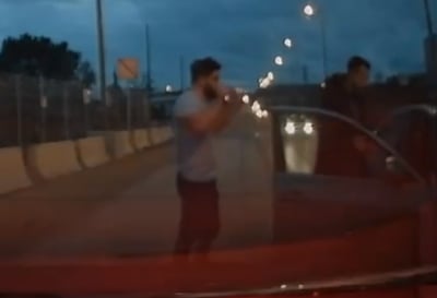 הבלשים קפצו מהרכב ועצרו נהג מסומם ללא רישיון נהיגה