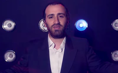 דוד קנובלוך ובנו שראלי בסינגל חדש: "אני מנסה"