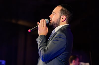 רפאל אוזן בסינגל חדש: "שירה כים"