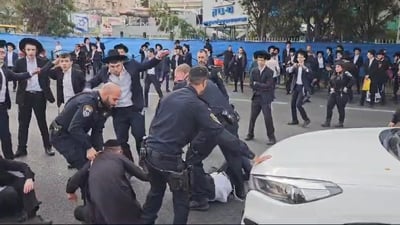 ויחזור לתלמודו? מאות "קנאים" סיימו את המחאה בבני ברק