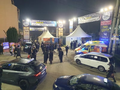 אמבולנס איחוד הצלה עם צוות רפואי הגיע מאומן שבאוקראינה, ומשלחת מיוחדת של חובשים ופרמדיקים מאיחוד הצלה הגיעו מישראל