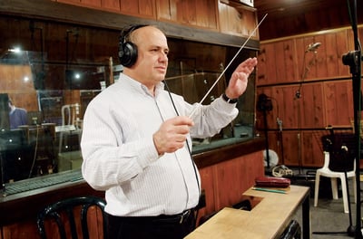 משה לאופר משיק את אלבום ניגוני חב"ד החמישי שלו
