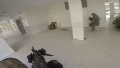 פשיטה על מבנים של בכירי החמאס: נכנסים, סורקים ומנהלים חילופי אש עם מחבלים