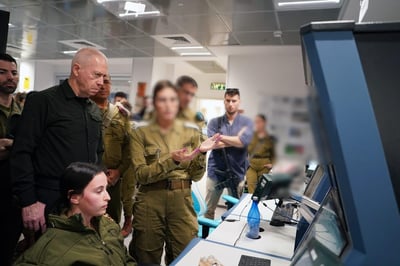 גלנט עם הלוחמות