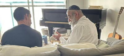 שיתוף פעולה ייחודי: יוסי גרין הלחין, אריאל זילבר מבצע: "חיוך של יהודי"