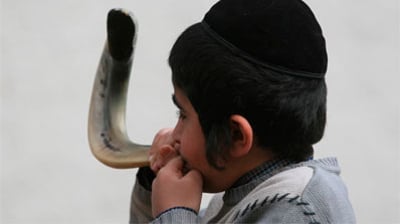 אלול בפתח.