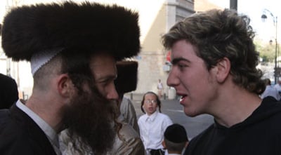 תחשפו את האמת, איסור הפרסום – היתר להסתה