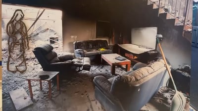 בכניסה לאו"ם: תערוכה המציגה את זוועות החמאס | צפו