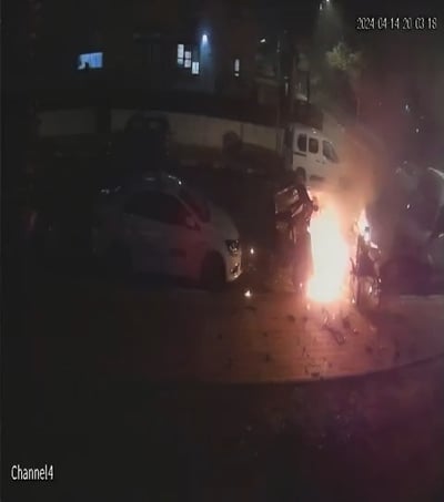 20 שניות אחרי שהנוסעים יצאו מהרכב זה קרה | צפו בתיעוד שחורך את הרשת