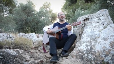 אהרן רזאל בסינגל קליפ חדש: "אתגעגע לכאן"