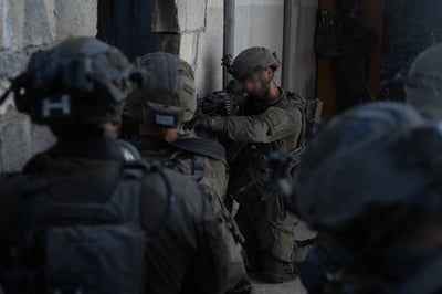 לפחות 12 מחוסלים בתקיפה גדולה המיוחסת לישראל