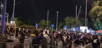 זעם בירושלים: המשטרה הורתה לפנות מתפללים מקבר שמואל הנביא