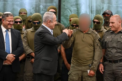 כשפניהם מוסתרות: המפגש של נתניהו ובן גביר עם מחלצי ארבעת החטופים