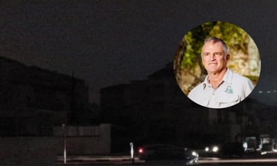 שאול גולדשטיין ברקע הפסקת חשמל