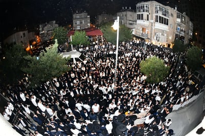 מסע הלוויית הגר"ש שמואלי זצ"ל