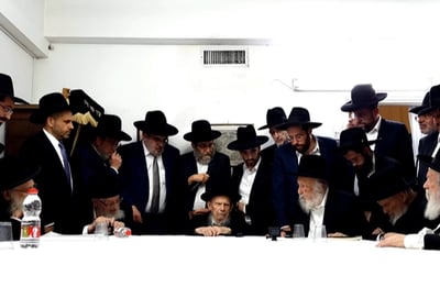 אחרי ש'בעלזא' הסכימו להכניס לימודי חול, הגר"ג אדלשטיין תקף בחריפות; "זה כמו להעביר על הדת"