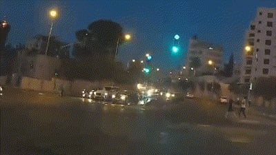 חוצה את הכביש ועף על הרכב | תיעוד מהתאונה הקשה