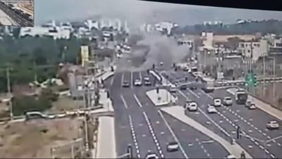 באמצע הכביש המהיר: תיעוד דרמטי מפיצוץ הכטב"ם בצפון