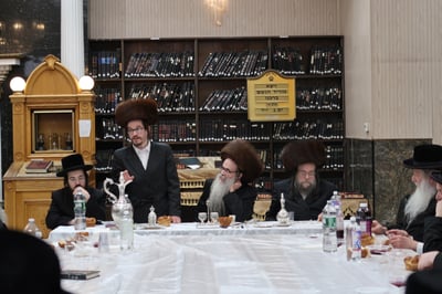 שמחת הברית לנכד האדמו"ר מצאנז זוויעהיל