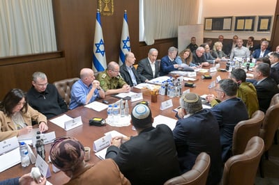 דיון בקבינט המדיני ביטחוני | ארכיון