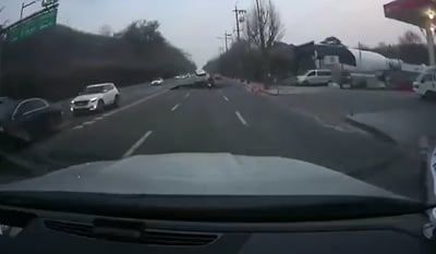 הבולען בולע את רוכב האופנוע