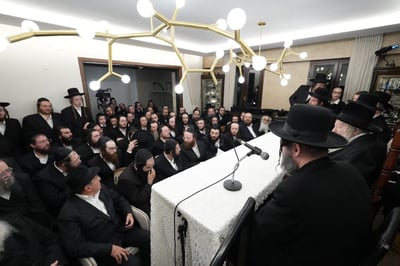 מבחן מזומנים בחצה"ק גור - בבית הגבאי ר' לייבי פזניצבסקי