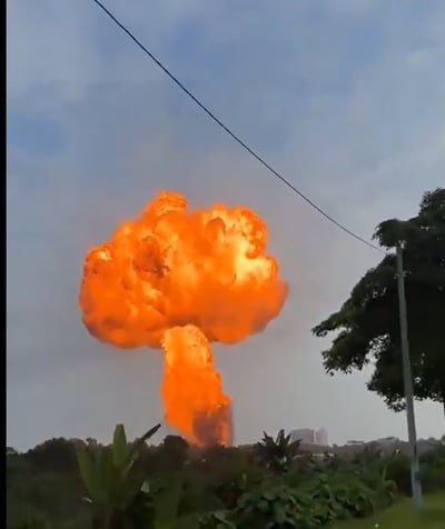 הרגעים הראשונים של הפיצוץ