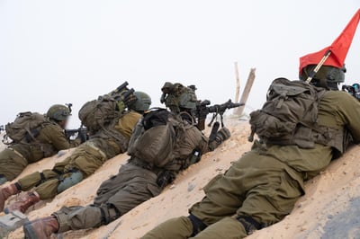 חיל האוויר תקף עשרות מטרות במקביל ללחימה בצפון ודרום עזה | דיווח על עשרות הרוגים