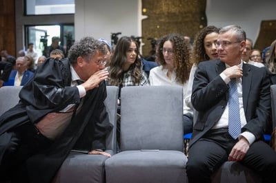 ההתעלמות של לוין מעמית