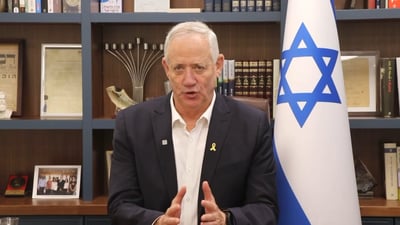 גנץ על המתקפה שנחשפה: "איראן חלשה מאי פעם, יש לנו חלון הזדמנויות נדיר לפעול"