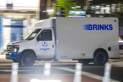 משאית שינוע של חברת ברינקס, אילוסטראציה