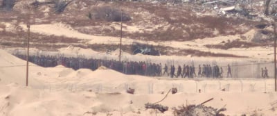 דיווח: העזתים נוהרים לנקודת הסיוע; כך תסנן ישראל את המחבלים
