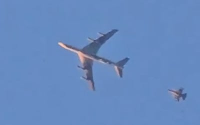 בדרך לאיראן: תדלוק אווירי של מטוסי קרב בשמי סוריה | תיעוד