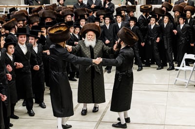 שמחת שבע ברכות לנכדת האדמו"ר מבאבוב