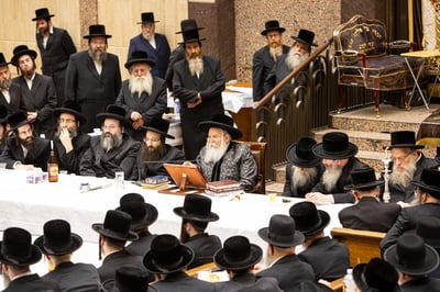 סעודת ראש חודש תמוז, בשילוב הילולא קדישא בבאבוב