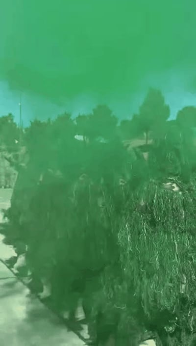 עם יחידות רגלים וצלפים: צבא סוריה החדש תיעד את סיום האימונים | צפו