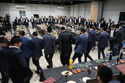 15 דקות ביום שמשנות חיים: אלפים חגגו סיום חצי ש"ס משניות