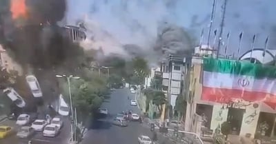 תיעוד מטורף מטהרן: כך נראו רגעי התקיפה הישראלית בכיכר קודס  