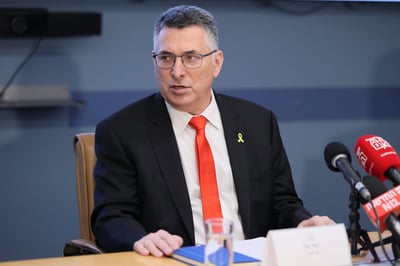 שר החוץ סער מוקדם יותר היום 