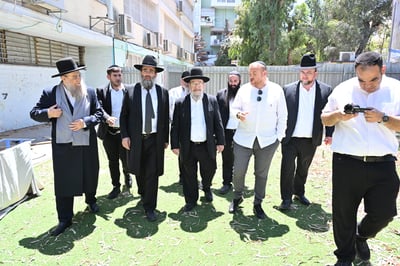 הגאון הרב אפרים לניאדו, בביקור במוסדות 'יצחק ירנן' 