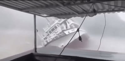 תיעוד קשה: ספינה בווייטנאם התהפכה כשעליה עשרות נוסעים - רובם נהרגו