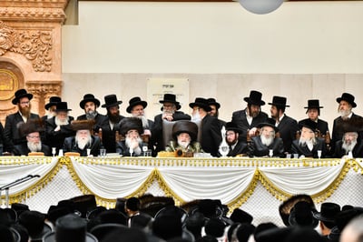 שמחת בית ויז'ניץ סקווירא 