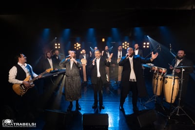 מרגש: שרוליק רייזמן וחבריו המוזיקאים בקליפ המוקדש לחטופים