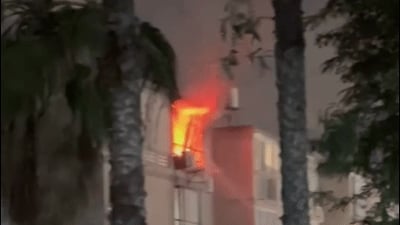 תיעוד דרמטי מתוך הלהבות: כך הדירה בערה בגלל סוללות ליתיום