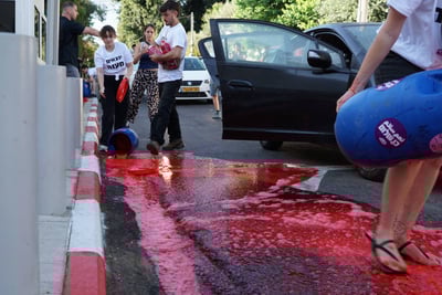 המאה מול בית הרמטכ"ל