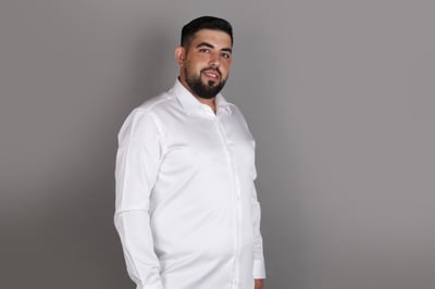 אהרון אברג'יל רוצה לשמח אתכם: "לשמח אנשים"